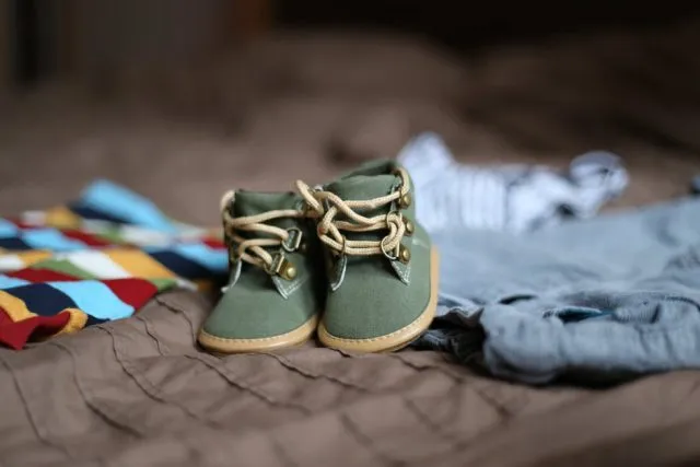 Podpowiadamy jakie buty dziecięce kupić